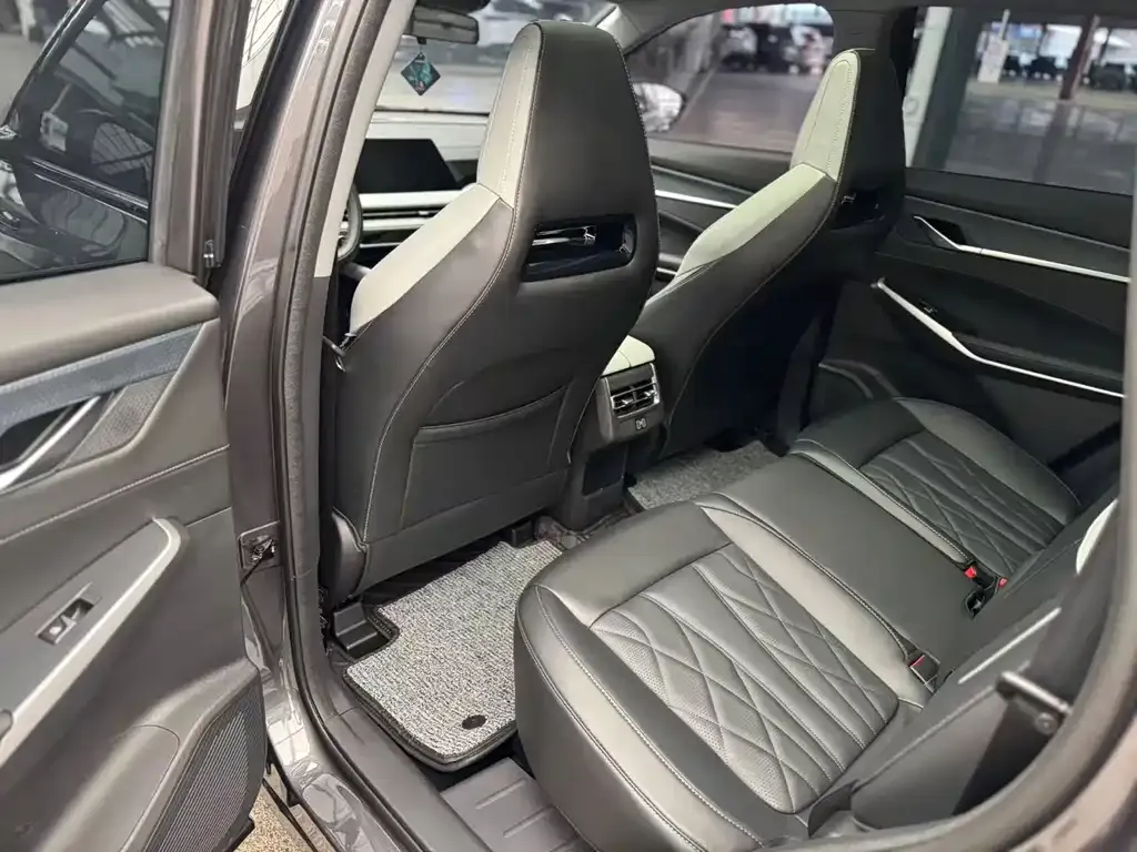 Changan CS75PLUS 2025 из CN, фото 10