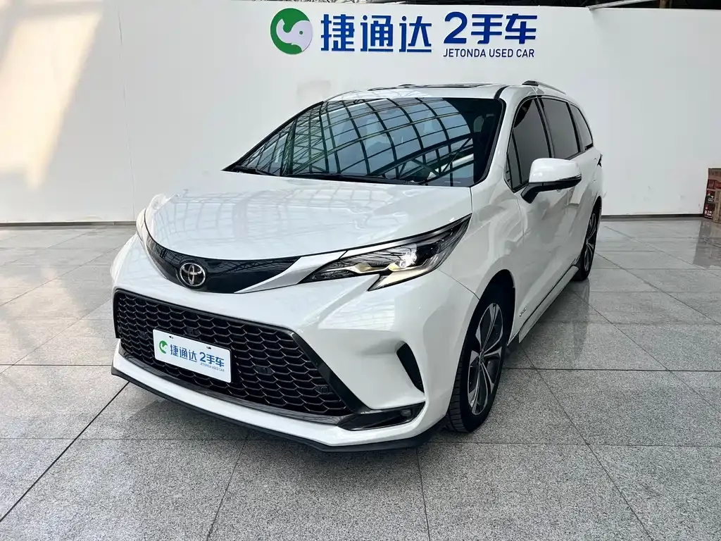 Toyota Granvia 2024 из CN, фото 1