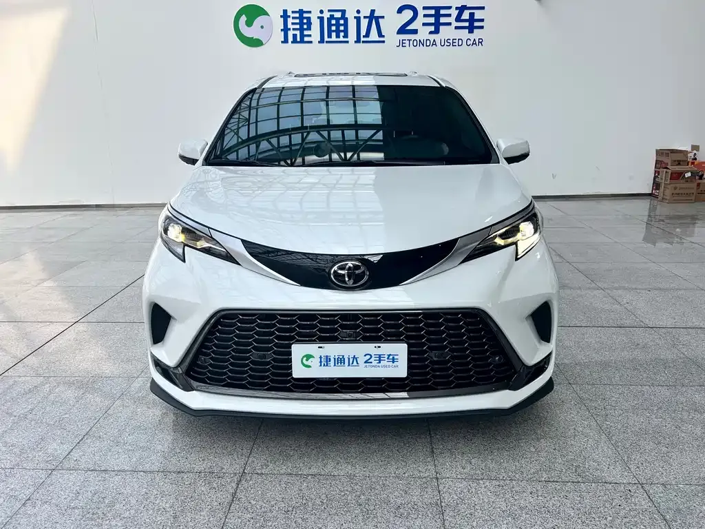 Toyota Granvia 2024 из CN, фото 6