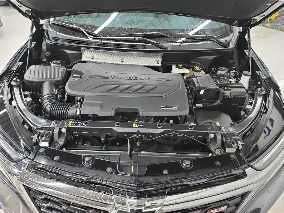 Chevrolet Equinox 2023 из CN, фото 6