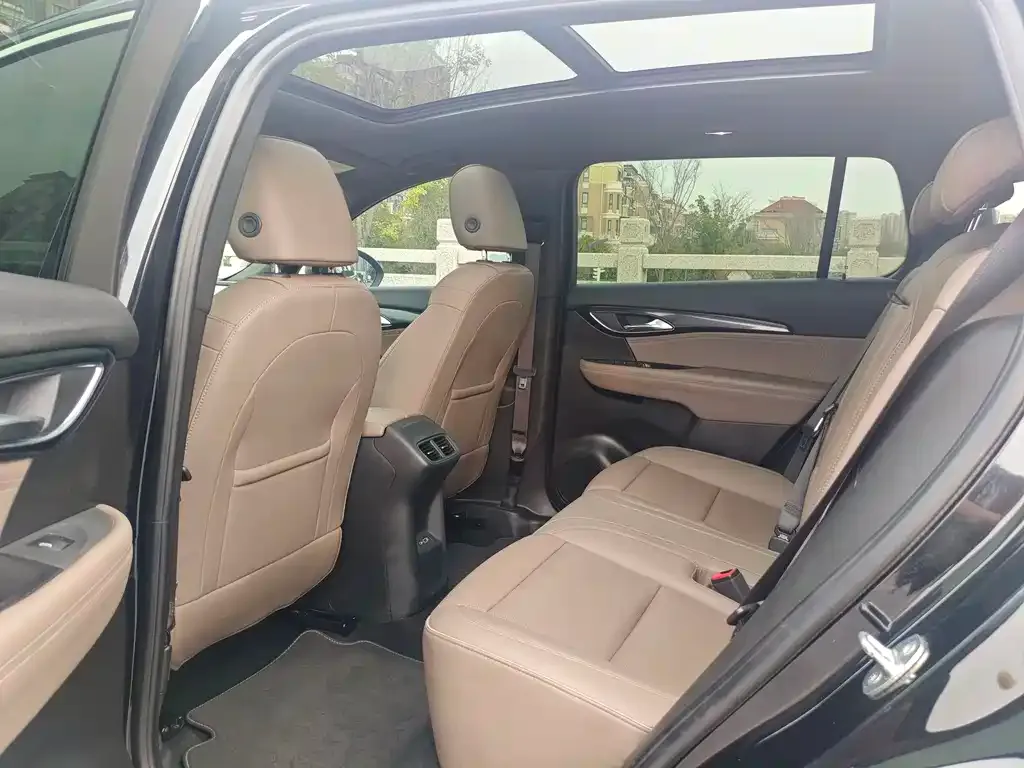Buick Envision Plus — фото 4