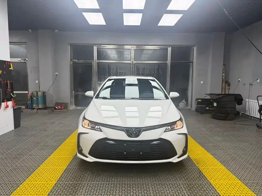 Toyota Corolla 2021 из CN, фото 7