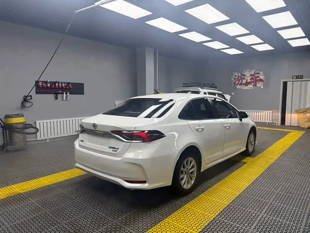 Toyota Corolla 2021 из CN, фото 8