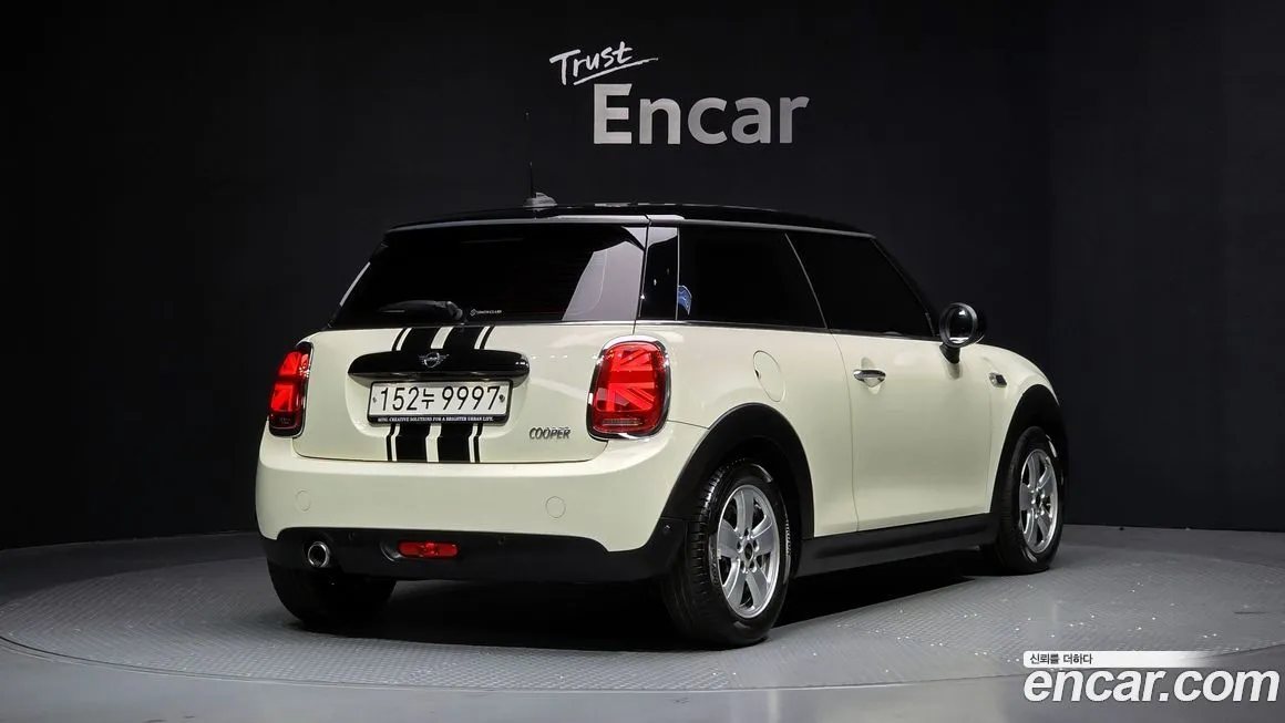 Mini Cooper 2021 из KR, фото 2