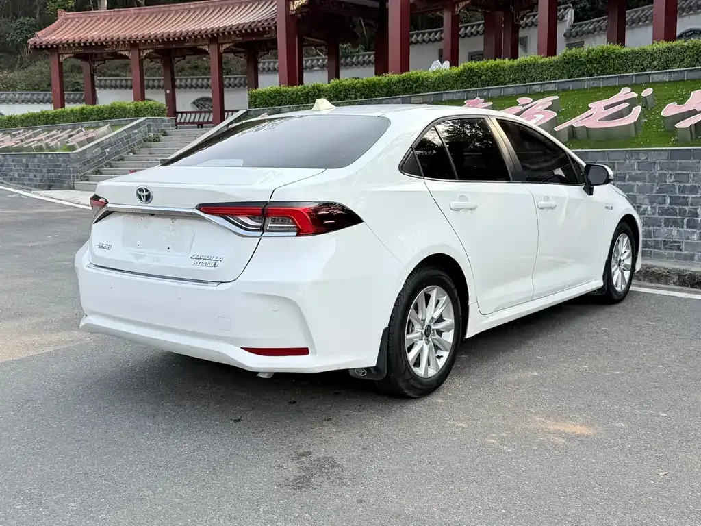 Toyota Corolla 2023 из CN, фото 4