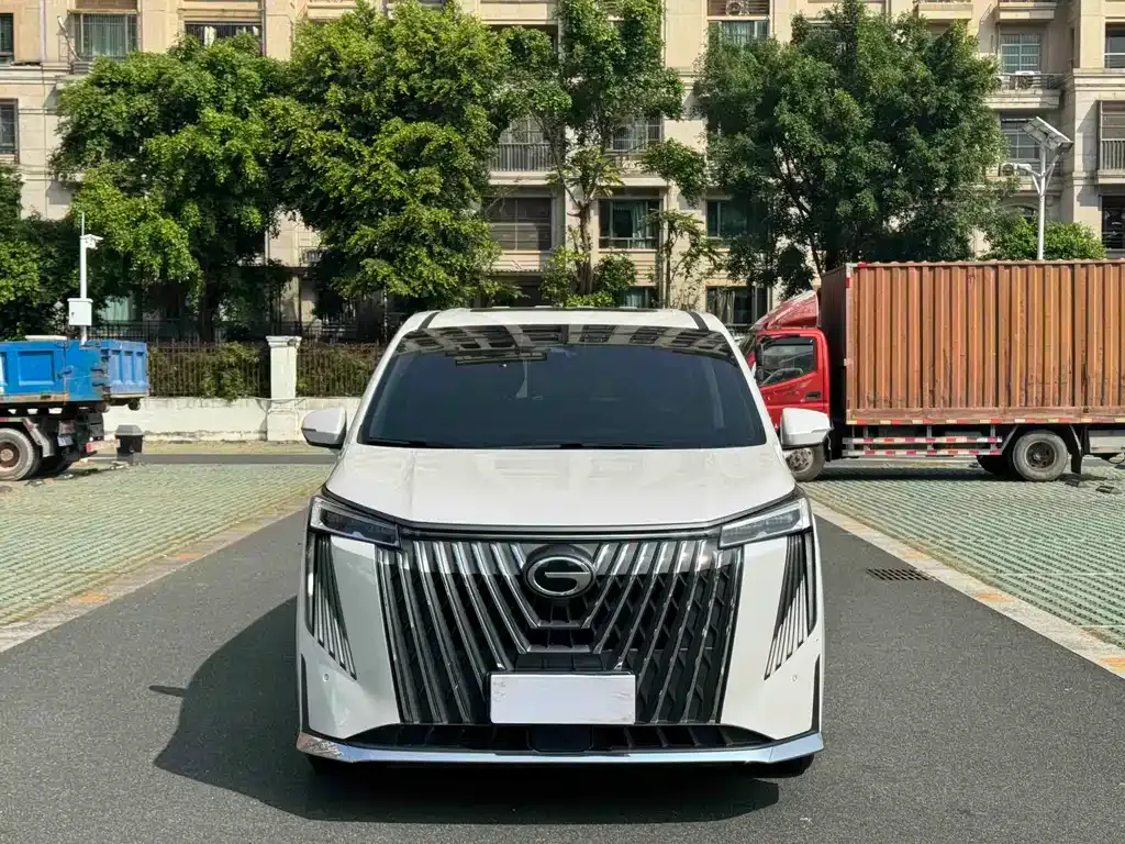 GAC Motor Trumpchi M8 — фото 2