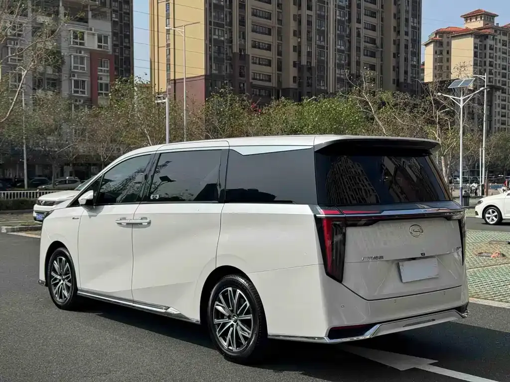 GAC Motor Trumpchi M8 — фото 4