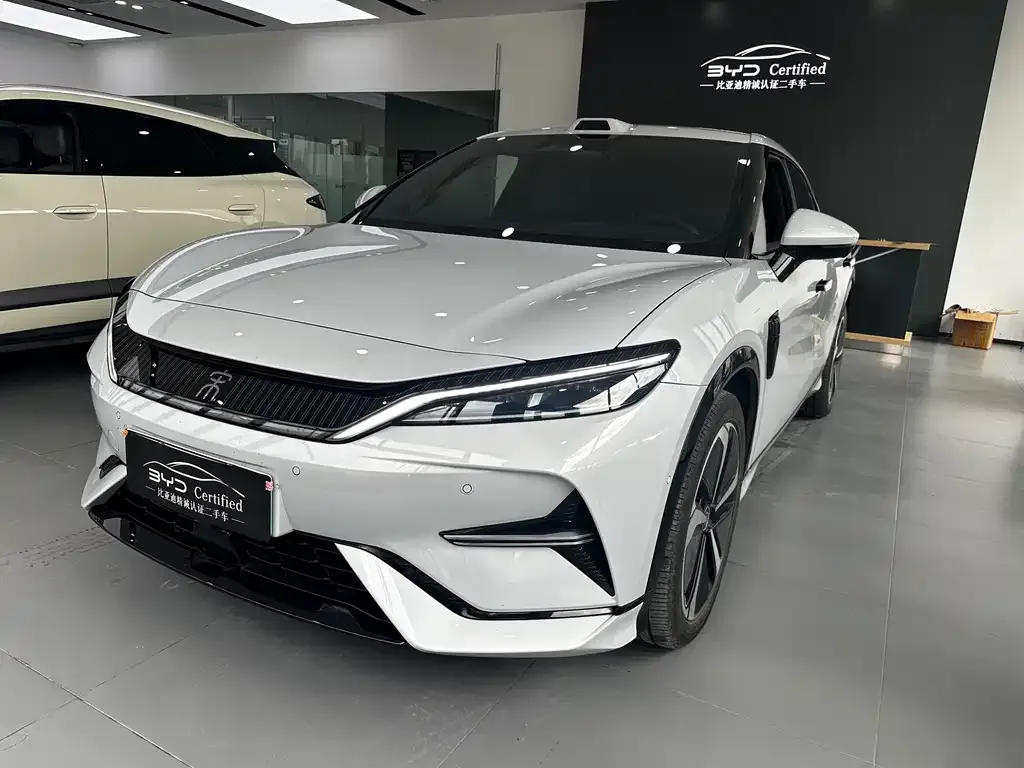 BYD L EV 2025 из CN, фото 5