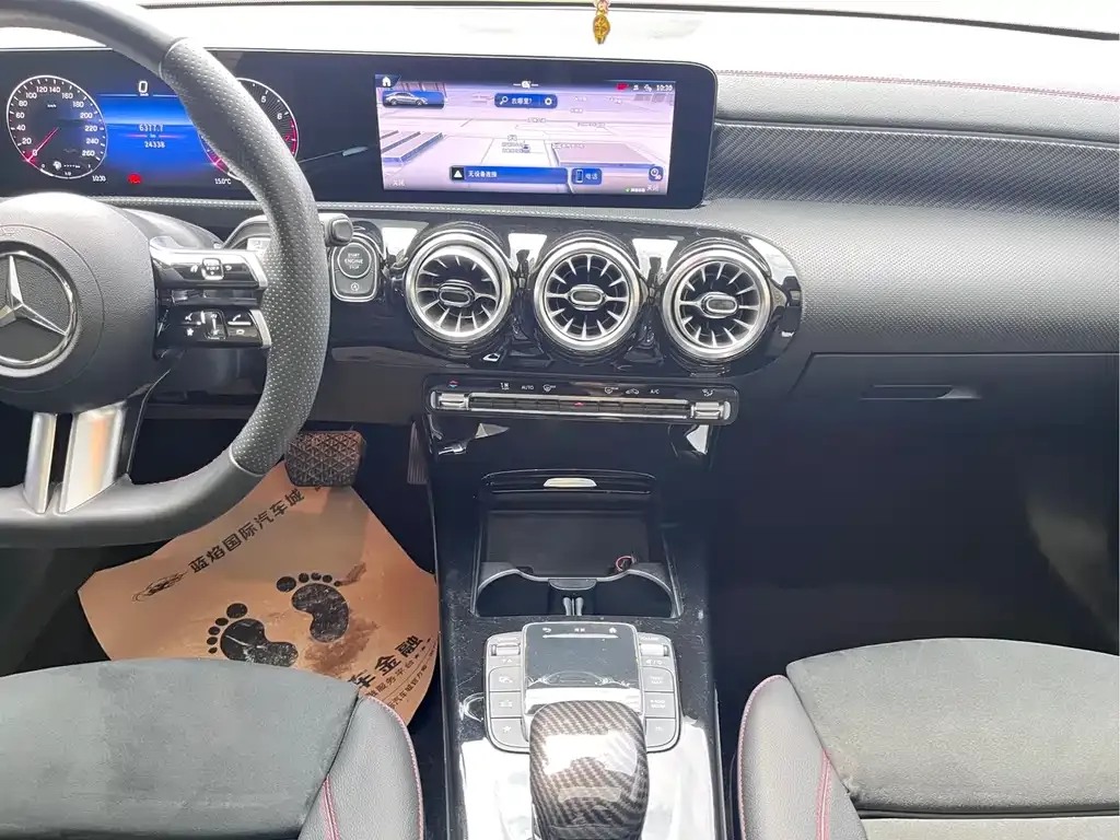 Mercedes-Benz A-Class 2023 из CN, фото 7