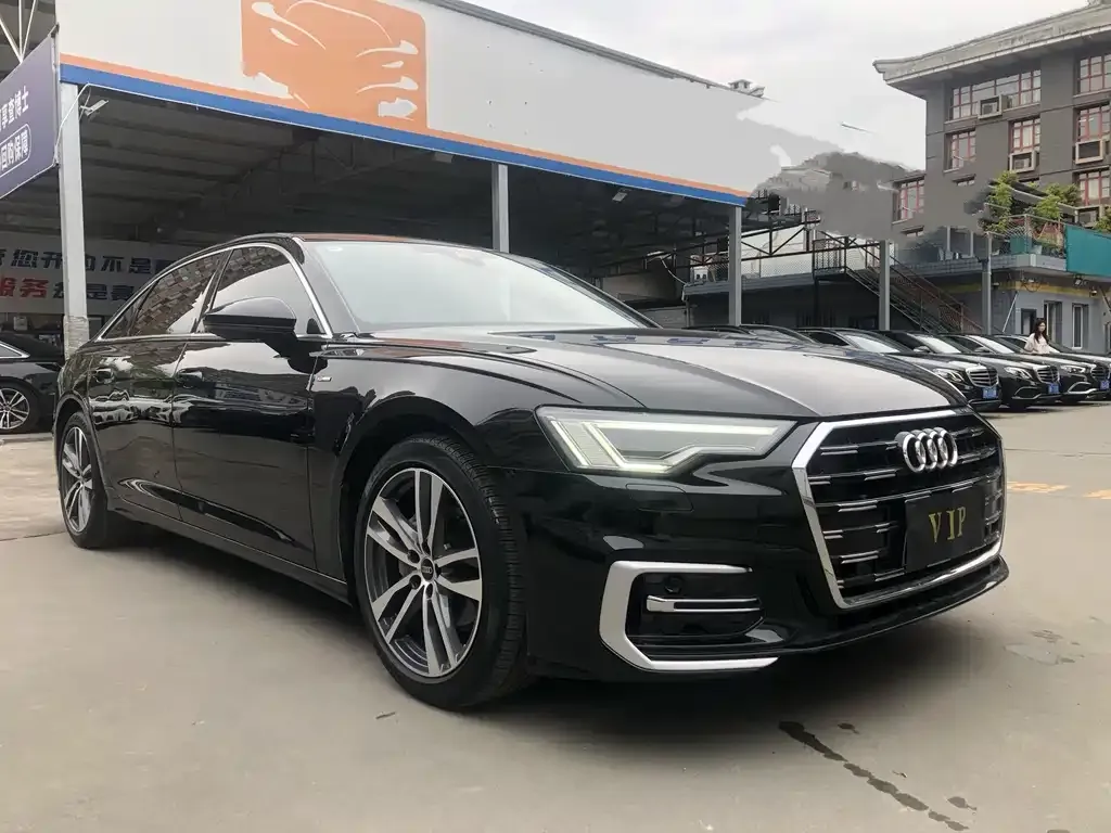 Audi A6L — фото 8
