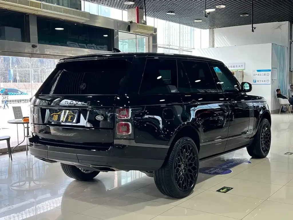 Land Rover Range Rover — фото 10