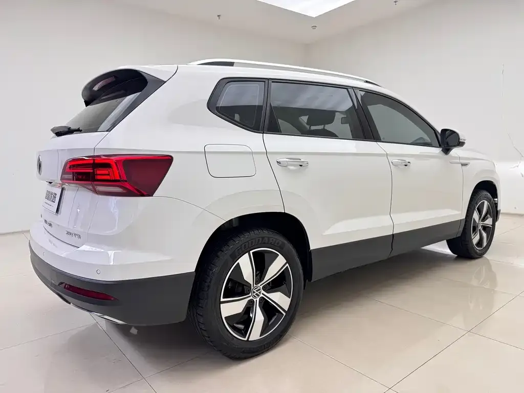 Volkswagen Tharu 2022 из CN, фото 5