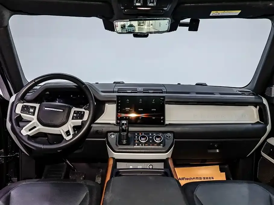 Land Rover Defender — фото 9