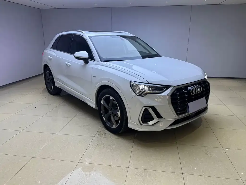Audi Q3 — фото 3