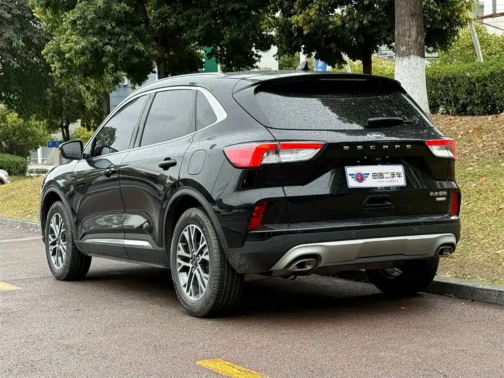 Ford Escape 2023 из CN, фото 8
