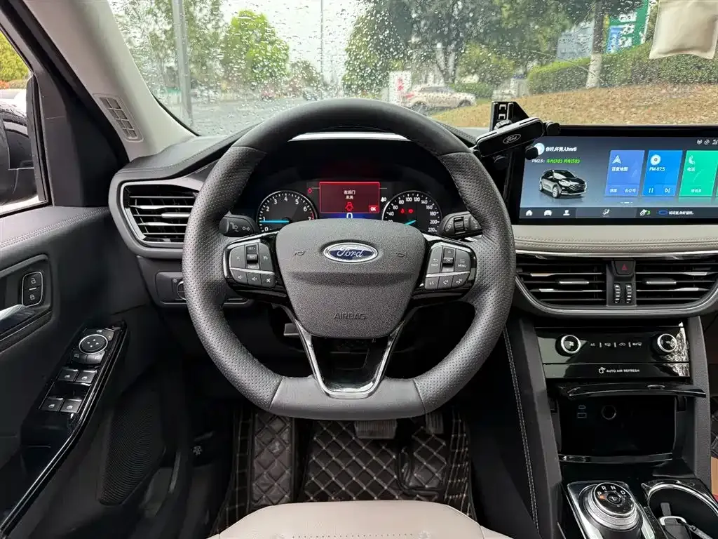 Ford Escape 2023 из CN, фото 4