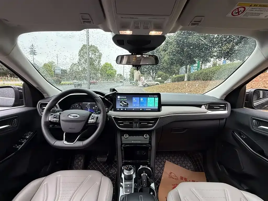 Ford Escape 2023 из CN, фото 9