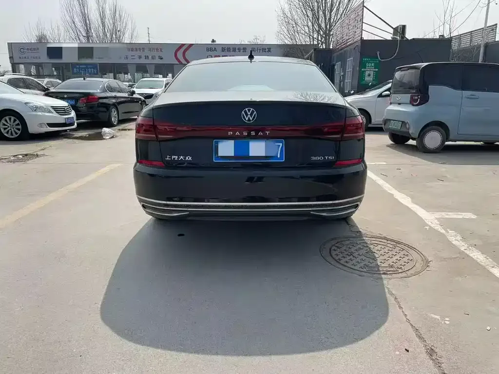 Volkswagen Passat — фото 2