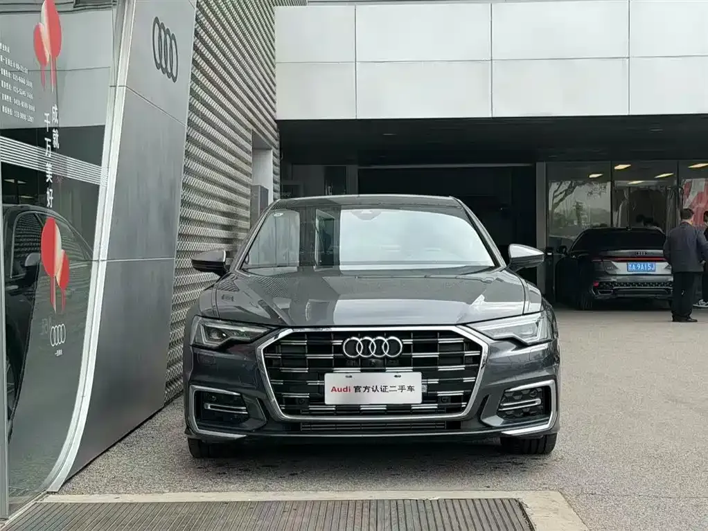 Audi A6L 2024 из CN, фото 4