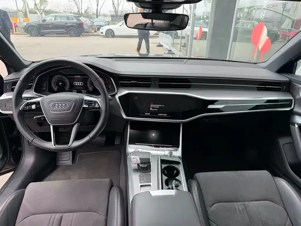 Audi A6L 2024 из CN, фото 3
