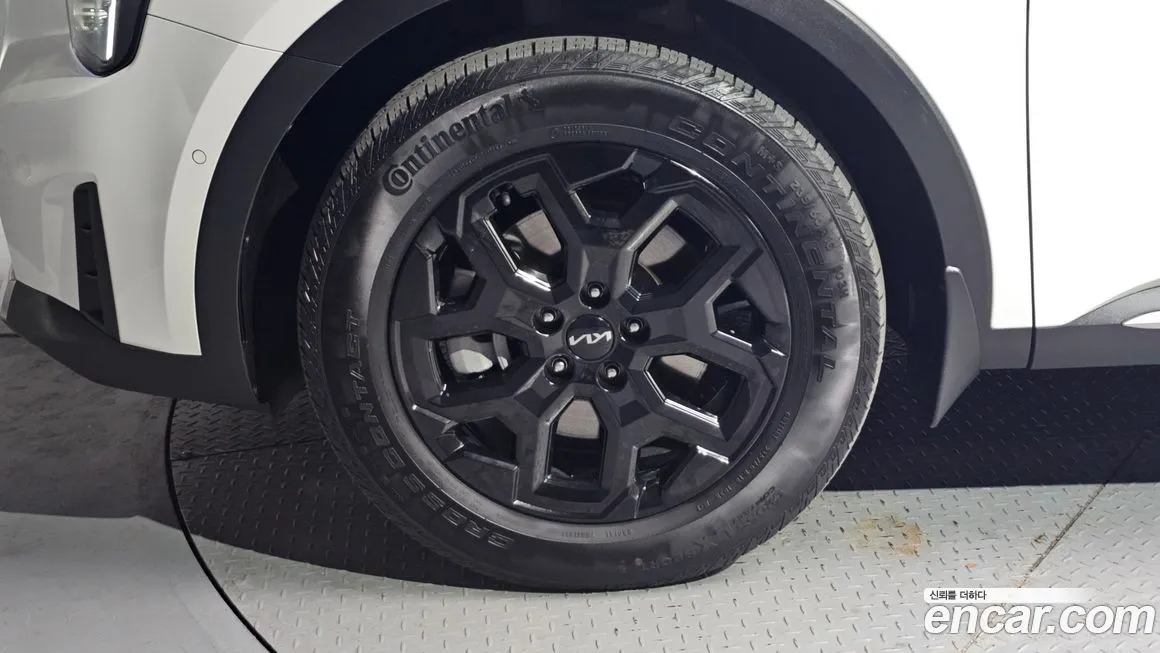 Kia Sorento — фото 5