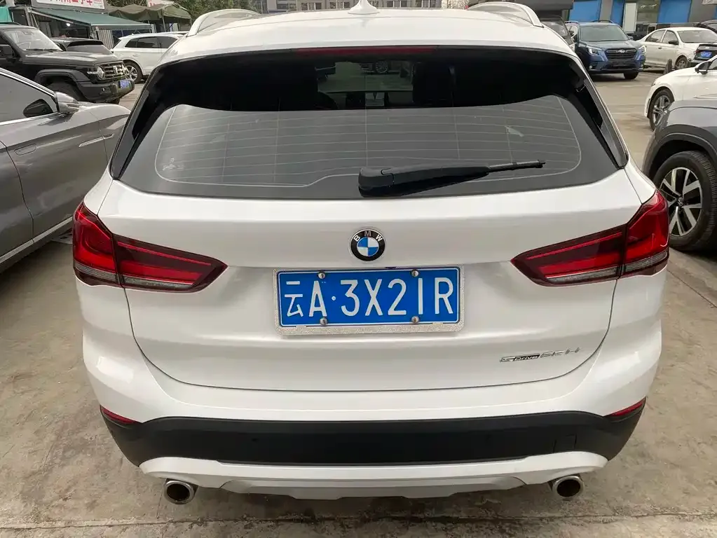 BMW X1 — фото 10