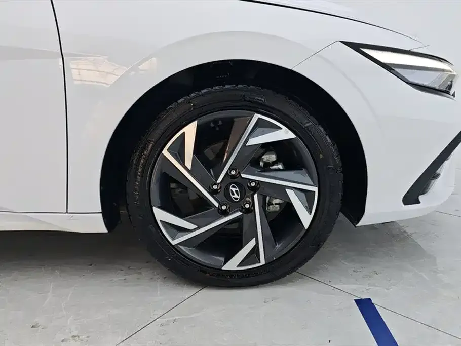 Hyundai Elantra 2024 из CN, фото 6