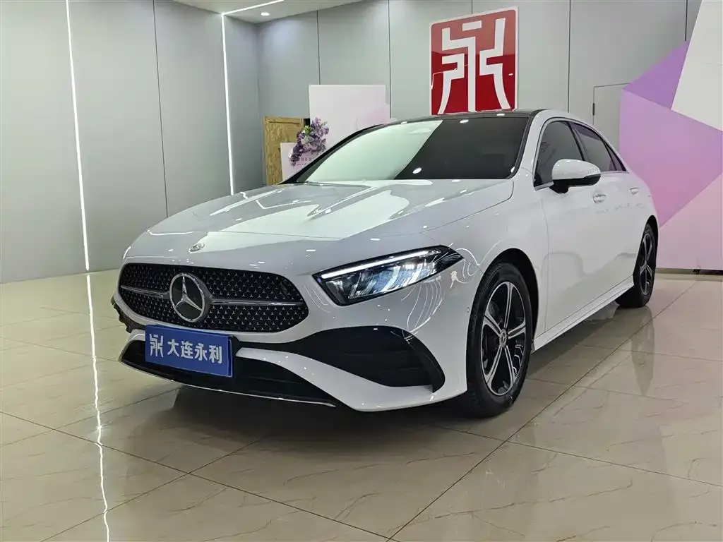 Mercedes-Benz A-Class 2025 из CN, фото 1