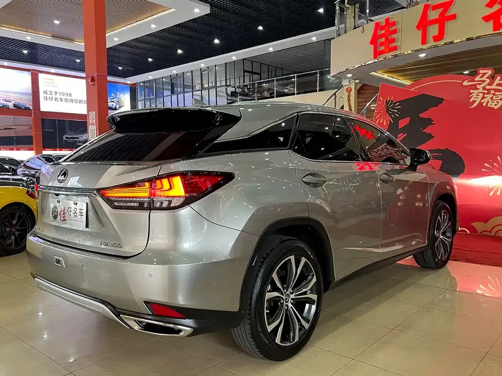 Lexus RX — фото 8