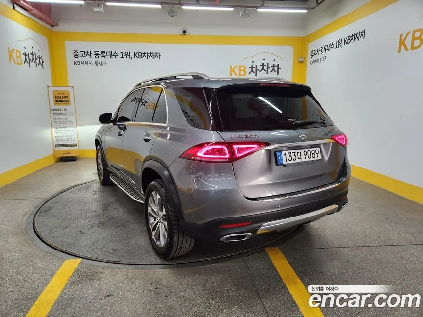 Mercedes-Benz GLE-Class — фото 10