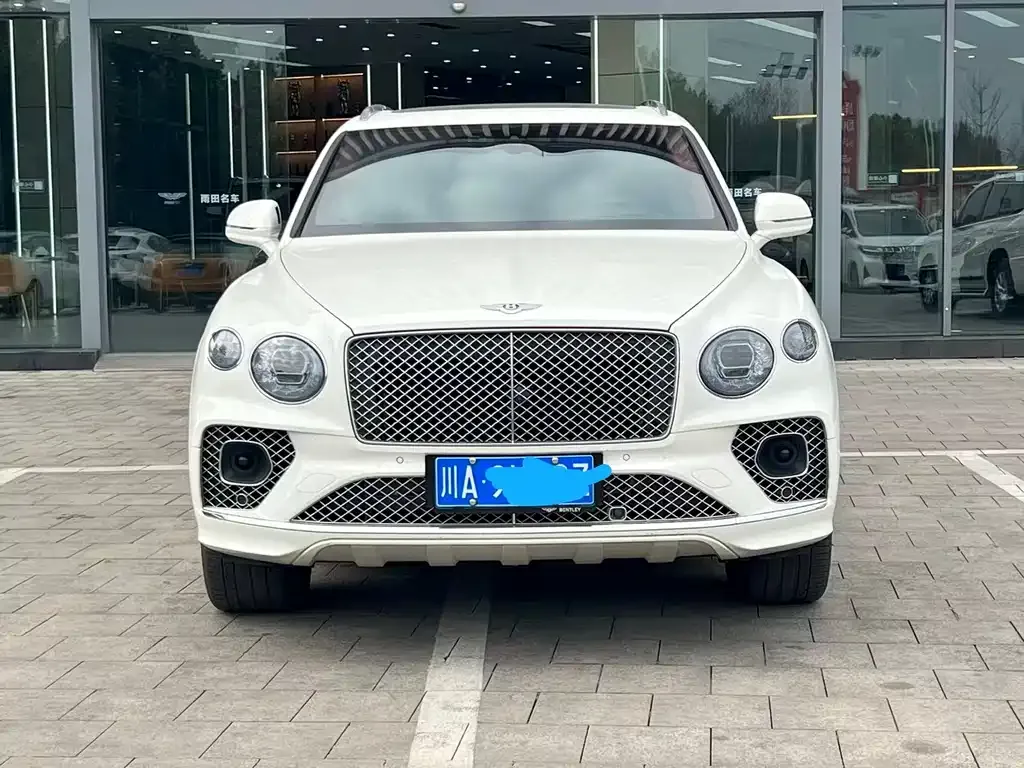 Bentley Bentayga 2022 из CN, фото 1