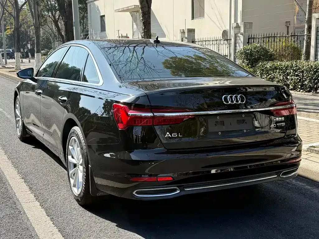 Audi A6L — фото 6
