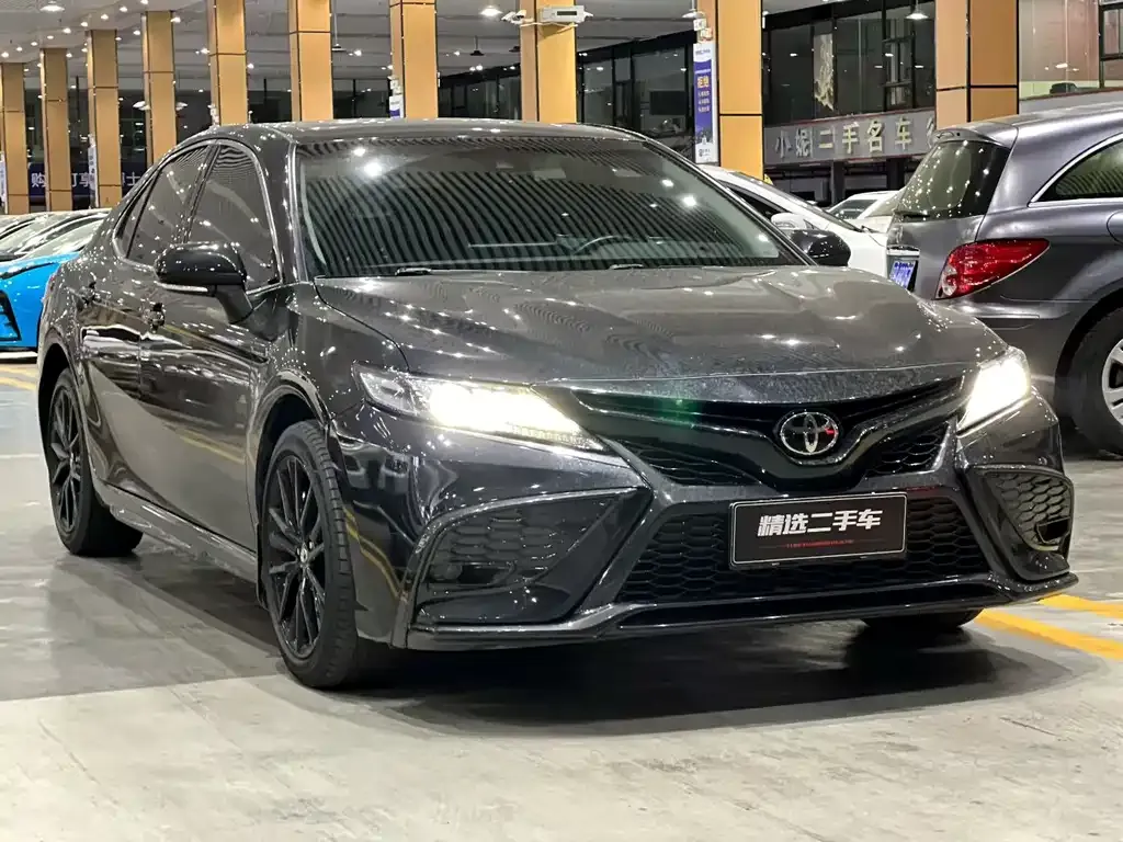 Toyota Camry 2023 из CN, фото 6