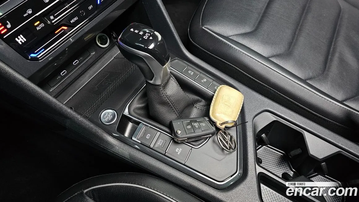 Volkswagen Tiguan — фото 8