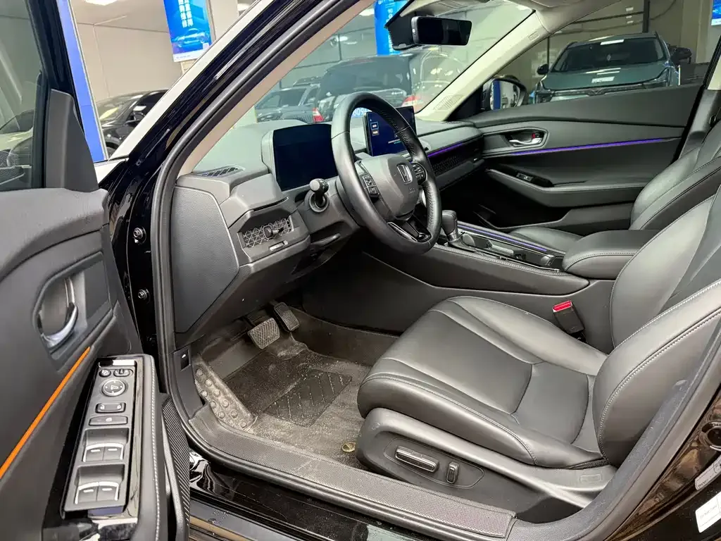 Honda Accord — фото 5