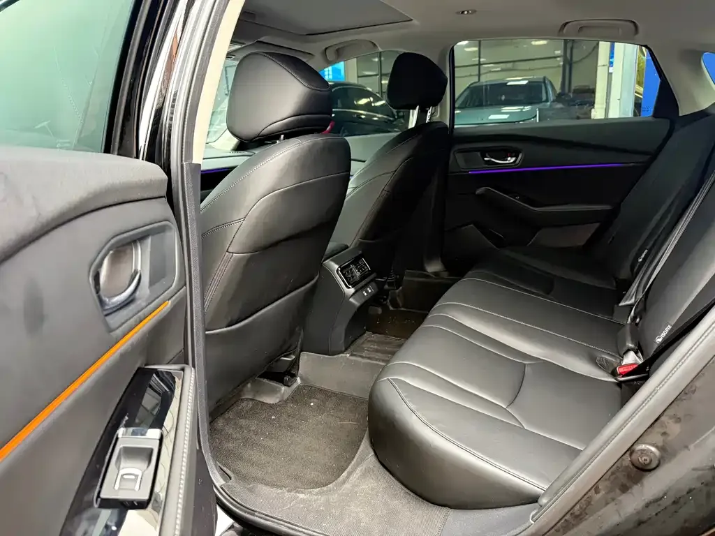 Honda Accord — фото 4