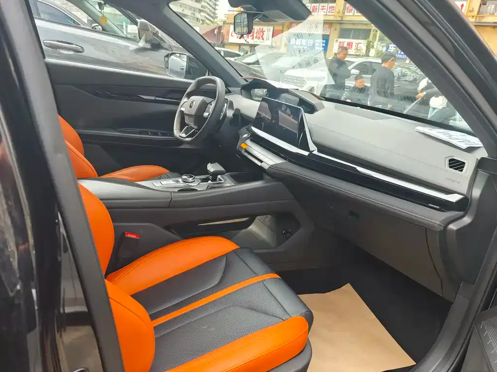 Changan UNI-V 2024 из CN, фото 8