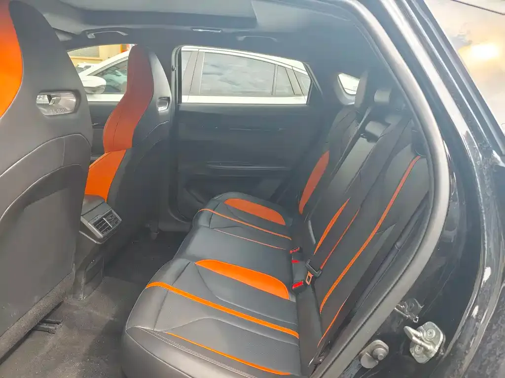 Changan UNI-V 2024 из CN, фото 6