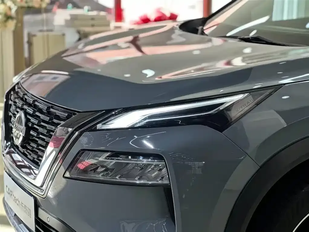 Nissan X-Trail — фото 9