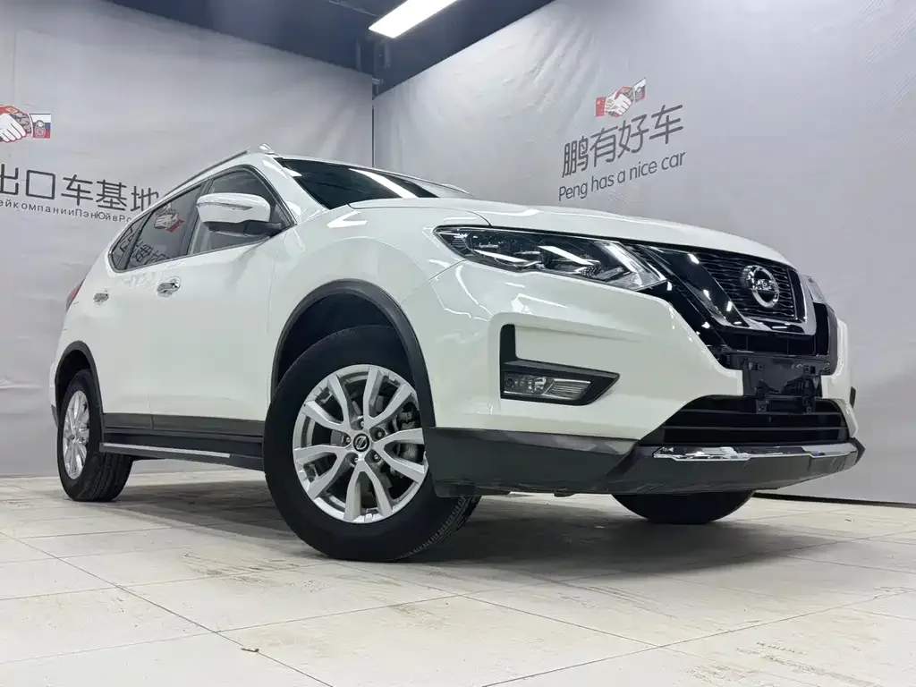 Nissan X-Trail — фото 9