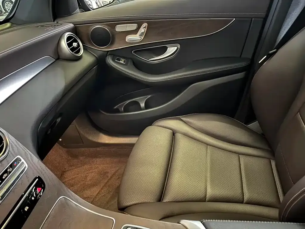 Mercedes-Benz GLC 2022 из CN, фото 2