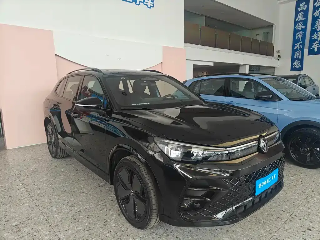 Volkswagen Tiguan L 2024 из CN, фото 6