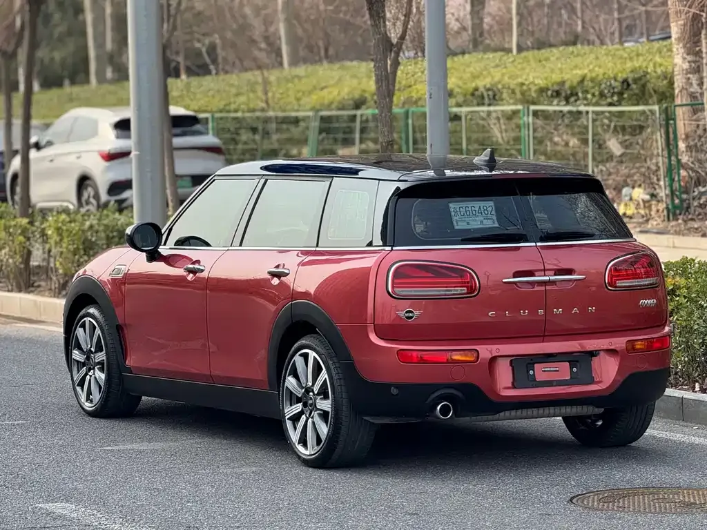 MINI Clubman — фото 8
