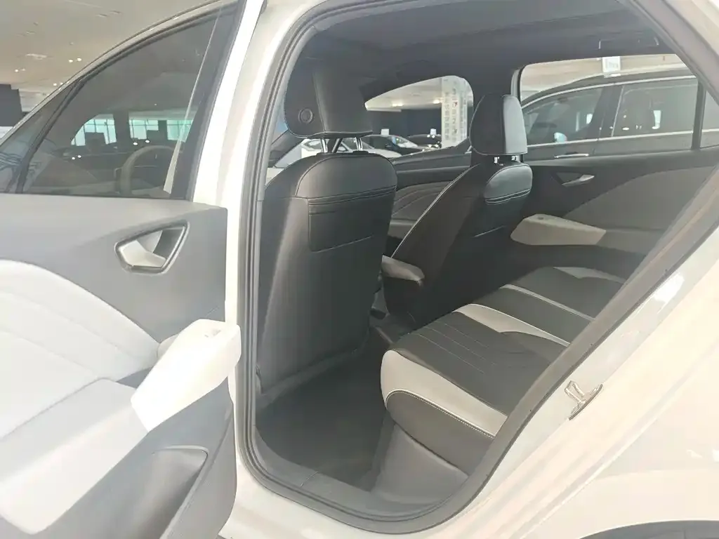 Volkswagen ID.3 2024 из CN, фото 4