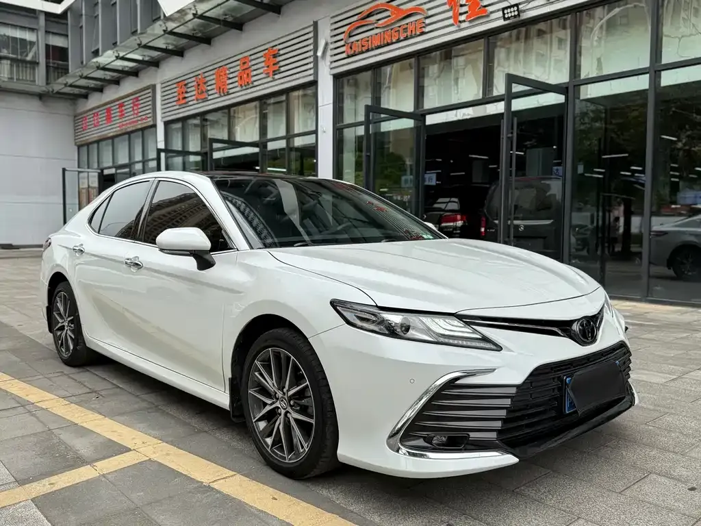 Toyota Camry 2021 из CN, фото 8