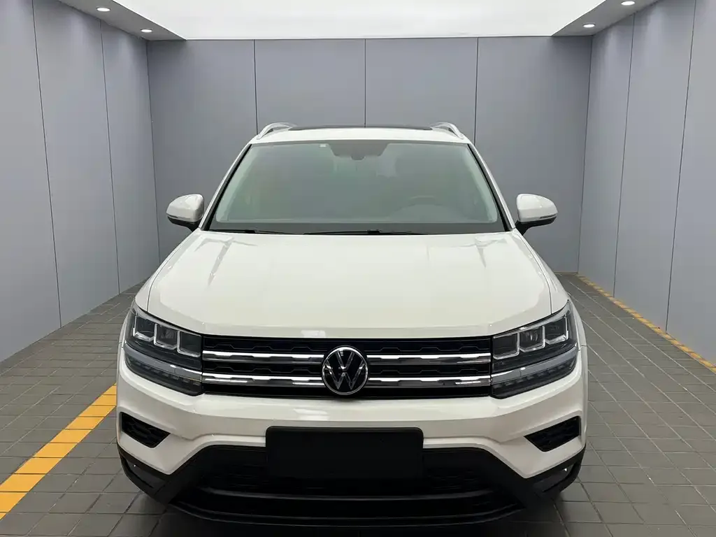 Volkswagen Tharu — фото 2