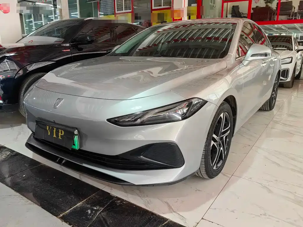 Roewe D7