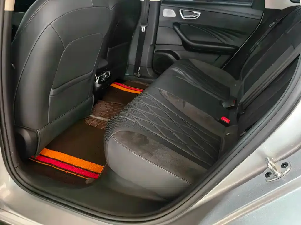 Roewe D7 2023 из CN, фото 2