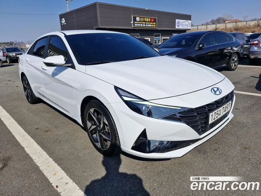 Hyundai AVANTE — фото 2