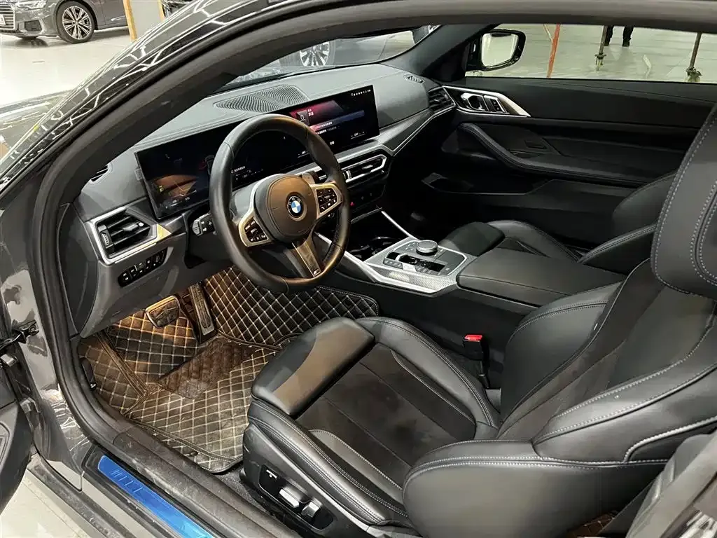 BMW 4 Series 2023 из CN, фото 10